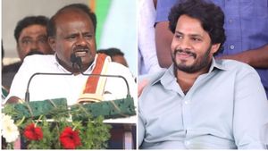 తండ్రిని గెలిపించి కొడుకును ఓడించిన సేమ్ ముస్లీం ఓటర్లు, ఏం జరిగింది అంటే? 