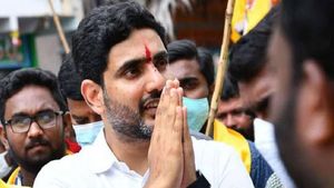లోకేష్ పాదయాత్రలో నడుస్తా !  వైసీపీ ఎమ్మెల్యే సంచలన కామెంట్స్...