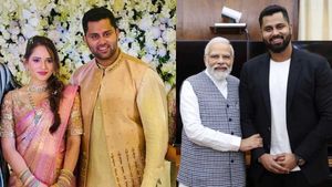 ఎంపీ సుమలత కొడుకు పెళ్లి ఫిక్స్, పెళ్లికి వస్తున్న ప్రధాని మోదీ ?, సీఎం, చిరంజీవి ! 