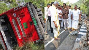తిరుమల ఘాట్ రోడ్డులో ఏం జరిగింది, ఎలక్ట్రిక్ బస్సుకు ఏమైయ్యింది ?, వైవీ సుబ్బారెడ్డి! 