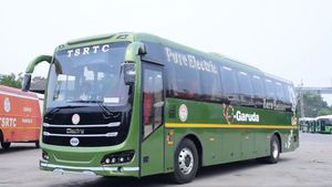 TSRTC: విజయవాడ వెళ్లేవారికి శుభవార్త.. 50 ఏసీ ఎలక్ట్రిక్ బస్సులు నడపనున్న టీఎస్ఆర్టీసీ..