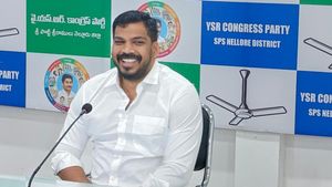 Anil Yadav : సిల్లీ బచ్చాపై పోటీకి రా- లోకేష్ కు అనిల్ సవాల్-ఆయన ప్రాపకానికి ఆనం పాట్లా ?