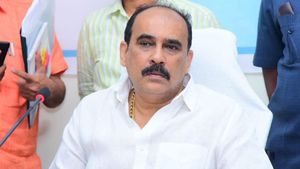 బాలినేనికి జగన్ బుజ్జగింపులు..! అన్నీ చూసుకుంటానని హామీ.. 