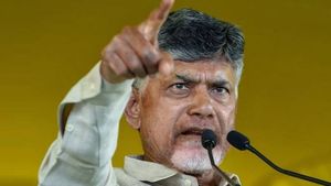 రూటు మార్చిన చంద్రబాబు, టార్గెట్ బీజేపీ వయా సీఎం జగన్..!!