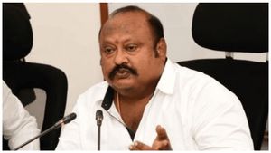బీసీ కులాలకు రూ. లక్ష సాయం చివరి తేదీపై మంత్రి గంగుల కీలక ప్రకటన