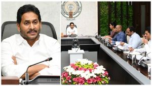 ప్రభుత్వాసుపత్రుల్లో అవినీతిపై కఠిన  చర్యలు-ఎప్పటికప్పుడు ఖాళీల భర్తీ-జగన్ ఆదేశాలు..