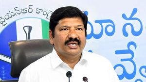 ఉనికి కోసమే బాబు, పవన్ ప్రయత్నాలు-ముద్రగడ లేఖ చదివితే జంప్ ! మంత్రి జోగి కామెంట్స్..