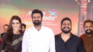 సినిమాలు - పెళ్లిపై హీరో ప్రభాస్ కీలక ప్రకటన, తిరుపతిలోనే..!!