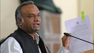 రాహుల్ గాంధీతో గేమ్స్, జేపీ నడ్డా, మాన్వియా మీద కేసు పెట్టిన ప్రియాంక్ ఖార్గే !