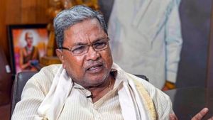  కర్ణాటకను మిని పాకిస్తాన్ చేస్తారా ?, టిప్పుసుల్తాన్ ను ఫాలో అవుతున్నారా ? !