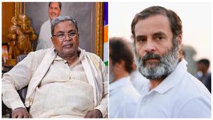 బీజేపీ సోషల్ మీడియా చీఫ్ కు సినిమా చూపించిన కేపీసీసీ, ఎఫ్ఐఆర్ బోనస్ ! 