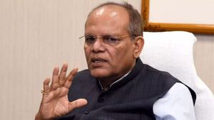  సోమేష్ కుమార్‌పై కంప్లైంట్- ఏకంగా ఈసీకి లెటర్