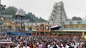 TTD:  శ్రీవారి ఆర్జిత సేవా, దర్శన టికెట్ల కోటా విడుదల - షెడ్యూల్ ఇలా..!!