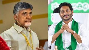 జగన్ బలం పెంచుతున్న చంద్రబాబు - ఢిల్లీ వేదికగా తేల్చేసారా..!!