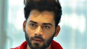 షామీర్‌పేట్ కాల్పులు: ఆ వ్యక్తిని తాను కాదంటూ ‘కార్తీక దీపం’ ఫేం మనోజ్ క్లారిటీ