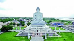 అమరావతిపై సుప్రీంకోర్టులో విచారణ - ఏపీ కేబినెట్ కీలక భేటీ..!!