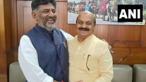  డీకే శివకుమార్ అన్ని గుర్రాలు స్వారీలో కింగ్, గ్రేట్ అంటున్న బీజేపీ మాజీ సీఎం! 