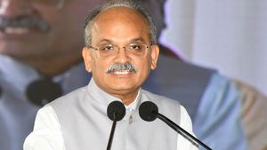 ఉద్యోగులకు ప్రభుత్వం కీలక హామీలు - త్వరలో కారుణ్య నియామకాలు..!!