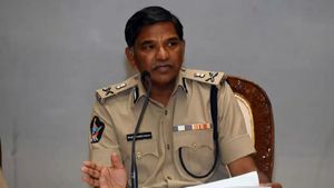 ఏపీలో మహిళల మిస్సింగ్ లెక్కలపై డీజీపీ క్లారిటీ..!!