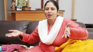 జయసుధకు బీజేపీలో సీటు ఖరారు - కమలం పార్టీలోకి కాంగ్రెస్ నేతలు..!!