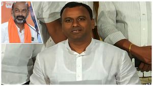 బాత్రూంలోకి వెళ్లి ఏడ్చాను: బండి సంజయ్ తొలగింపుపై కోమటిరెడ్డి రాజగోపాల్ భావోద్వేగం 