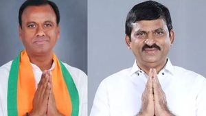 బీజేపీకి మరో షాక్ తప్పదా?: పొంగులేటితో కోమటిరెడ్డి రాజగోపాల్ రెడ్డి భేటీ