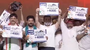  తెలంగాణలో కాంగ్రెస్ మేనిఫెస్టో ఆవిష్కారం- తొలి గ్యారంటీ ఇదే 
