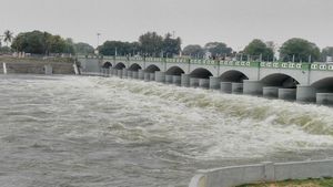 కావేరి కోసం కర్ణాటకతో తమిళనాడు ఢీ, సుప్రీం కోర్టులో పిటిషన్, బెంగళూరులో! 