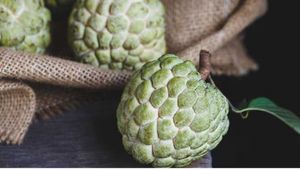 Custard apple: సీతాఫలాల సీజన్ మొదలైంది.. ధర ఎంతంటే..!