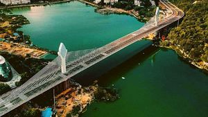  Durgam Cheruvu: ప్రమాదకరంగా దుర్గం చెరువు నీరు.. నీటిలో డేంజరస్ కెమికల్స్..!