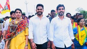 టీడీపీ వర్సస్ వైసీపీ, కలిసొచ్చేదెవరికి - డిసైడింగ్ టైం..!!