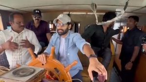 సినిమాలో సీన్ కోసం స్వయంగా చేపల వేటకు వెళ్లాడు: దటీజ్ నాగ చైతన్య 