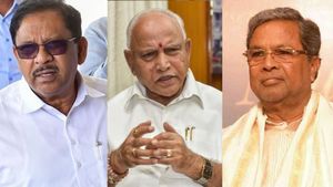 రివర్స్ గేమ్ తో లీడర్స్ కు షాక్, ముళ్లును మళ్లుతోనే తీస్తాము, ఆపరేష్ హస్తంతో షాక్ ! 