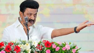 మణిపూర్ కు వైద్య సహాయం అందిస్తామని ప్రకటించిన సీఎం స్టాలిన్, మణిపూర్ మాత్రం!   