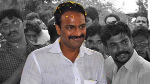 టీడీపీ ఆఫర్ కు రాధా నో, జనసేన వైపే - ఆ సీటు పైనే గురి..!?