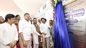 కేంద్రం సహకారం కోరిన జగన్-విజయనగరం గిరిజన వర్శిటీకి శంఖుస్ధాపన..