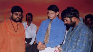 వేణుస్వామితో మహేష్ బాబు పూజలు?