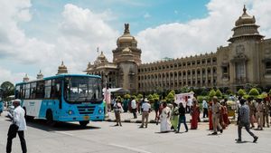 బెంగళూరు బంద్, మెజస్టిక్ లో ఆంధ్రా రోగుల అగచాట్లు, మెట్రోరైలు అంతే, దెబ్బకు ! 