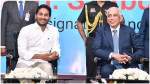 ఆస్పత్రిలో గవర్నర్, సర్జరీ - సీఎం జగన్ ఆరా..!!