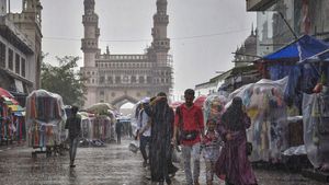 Rain: ఐదు రోజులపాటు తెలంగాణలో భారీ వర్షాలు, ఈ జిల్లాలకు ఎల్లో అలర్ట్