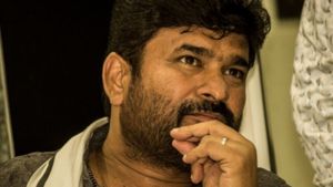  సిట్టింగ్ ఎమ్మెల్యేకి షాక్, పోలీసుల బి రిపోర్టుతో?, సాక్షాలు తారుమారు !
