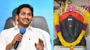 ఒకేసారి తిరుమలలో, కాణిపాకంలో బ్రహ్మోత్సవాలు, అక్కడ వైఎస్ జగన్, ఇక్కడ పెద్దిరెడ్డి !  