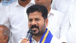 దేశ రాజకీయాలలో చంద్రబాబు బిగ్ పర్సనాలిటీ: టీపీసీసీ చీఫ్ రేవంత్ రెడ్డి!!  
