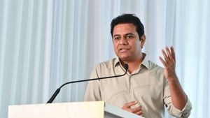 తెలంగాణలో ‘సింటెక్స్’ భారీ పెట్టుబడి: వెయ్యి మందికి ఉపాధి, కేటీఆర్ హర్షం