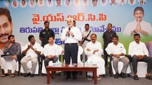 తిరుపతి వైసీపీ అభ్యర్ది ప్రకటన - వారసుడికే ఆమోదం..!!