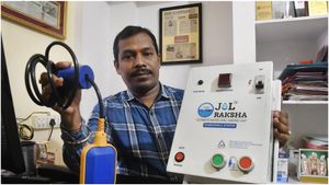 ఆటోమెటిక్ వాటర్ లెవెల్ కంట్రోల్ యూనిట్ ఆవిష్క్రించిన విశాఖవాసి..