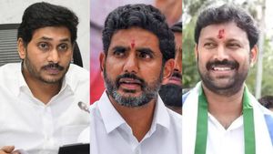 సీఎం జగన్ బెయిల్, అవినాశ్ పై లోకేశ్ సంచలన ఆరోపణలు..!!