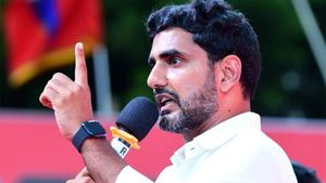 లోకేశ్ కన్నీరు, భువనేశ్వరి యాత్ర ఖరారు - పొత్తుపై కీలక వ్యాఖ్యలు..!!