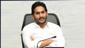  ఢిల్లీ పర్యటనతో మారుతున్న లెక్క - సీఎం జగన్ ప్లాన్ బీ..!!