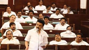 కర్ణాటక కుంటిసాకులు, అందుకే మోదీకి చెప్పాము, అసెంబ్లీలో సీఎం సంచలన నిర్ణయం! 